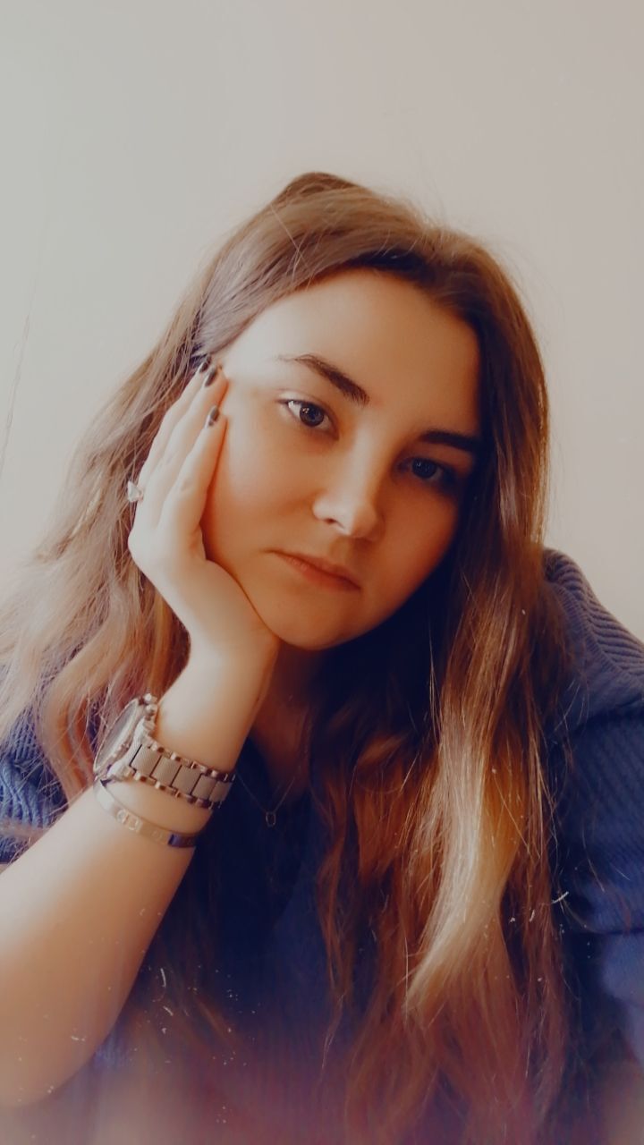 52826107  , 20 ,    