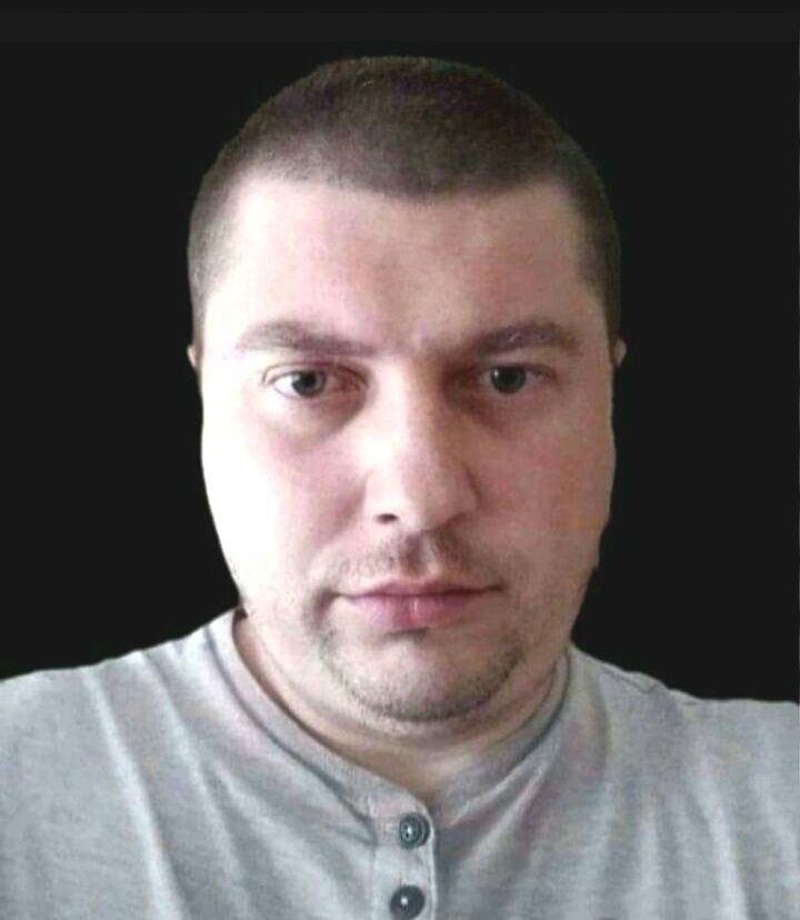  34488027  Yaroslav, 40 ,    
