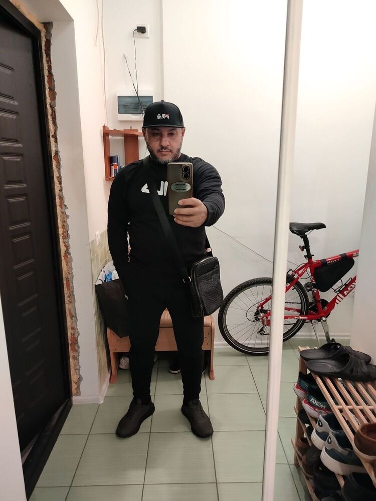  53539947  , 46 ,    