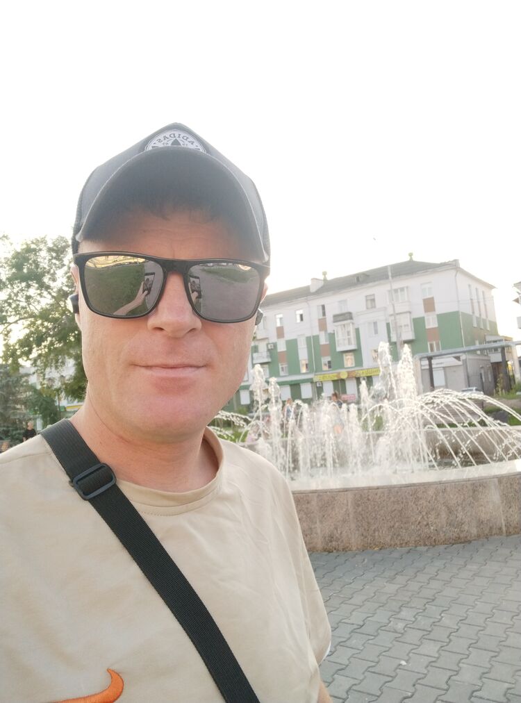  ,   Andrei, 39 ,   ,   , c 