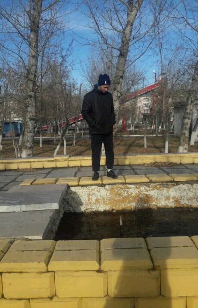  22594787  , 40 ,    