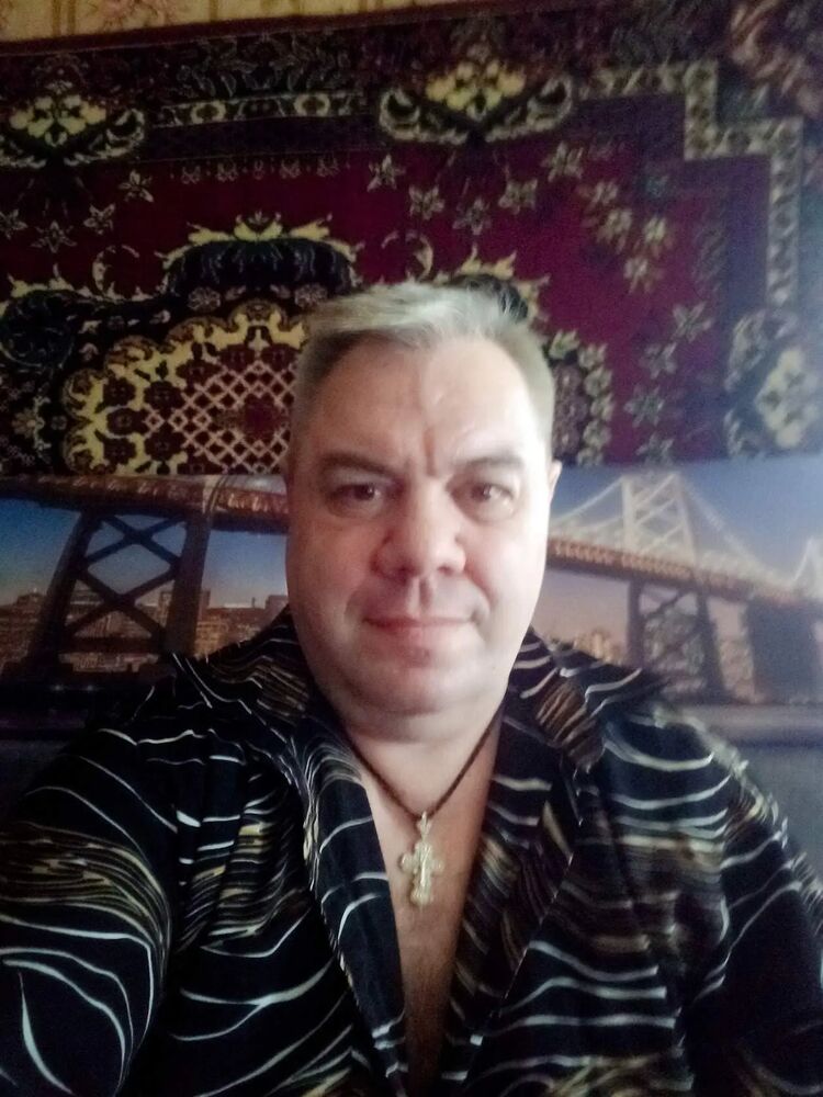  36850137  , 52 ,    