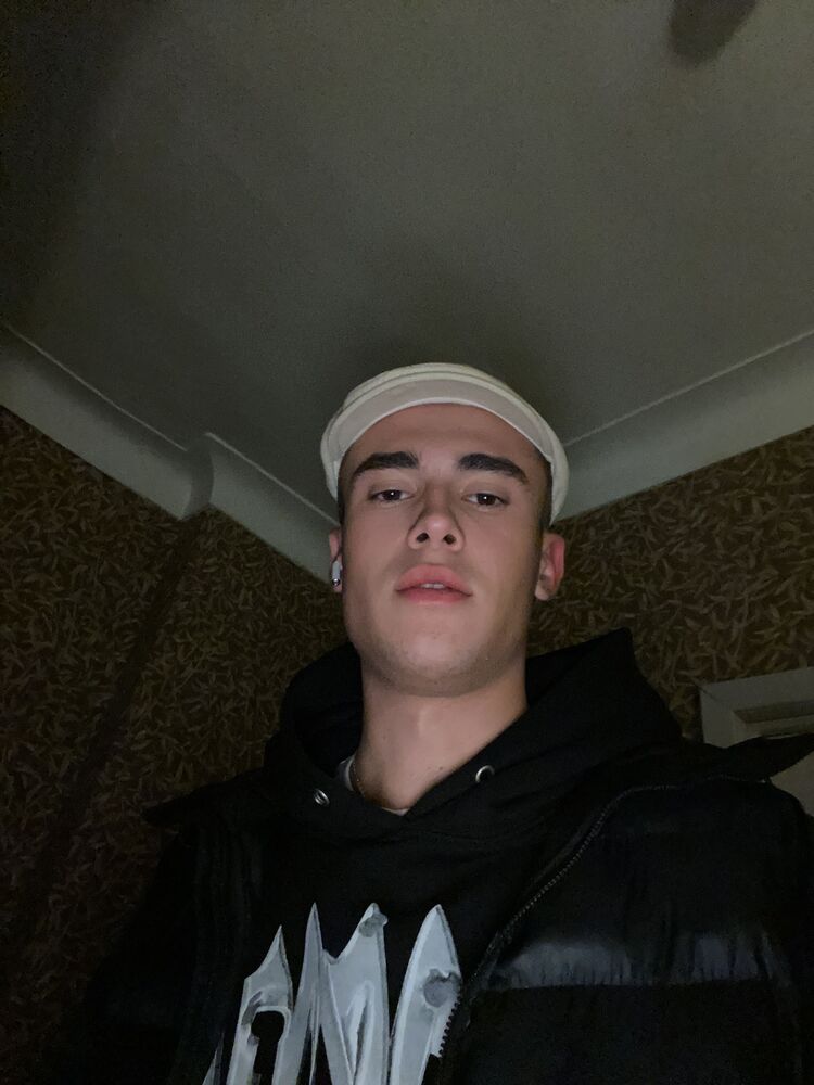  46546147  , 21 ,    