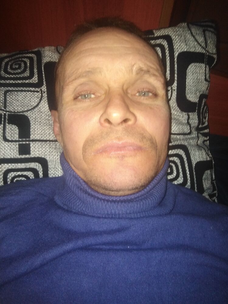  24430477  , 49 ,    