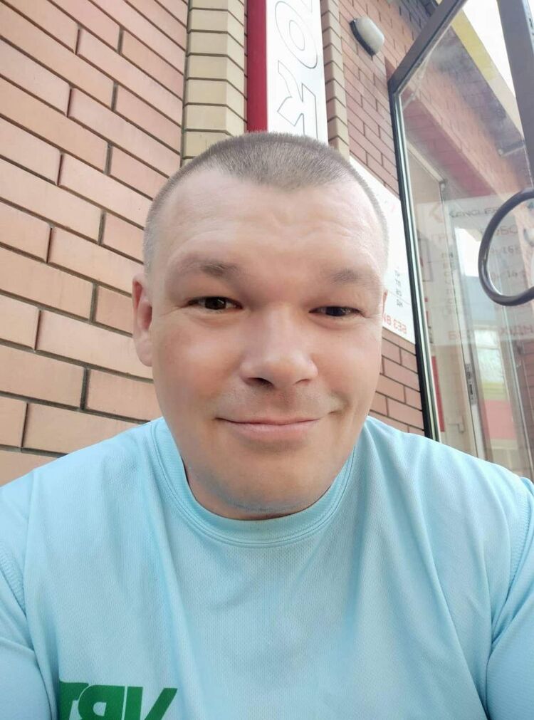  28927527  , 44 ,    