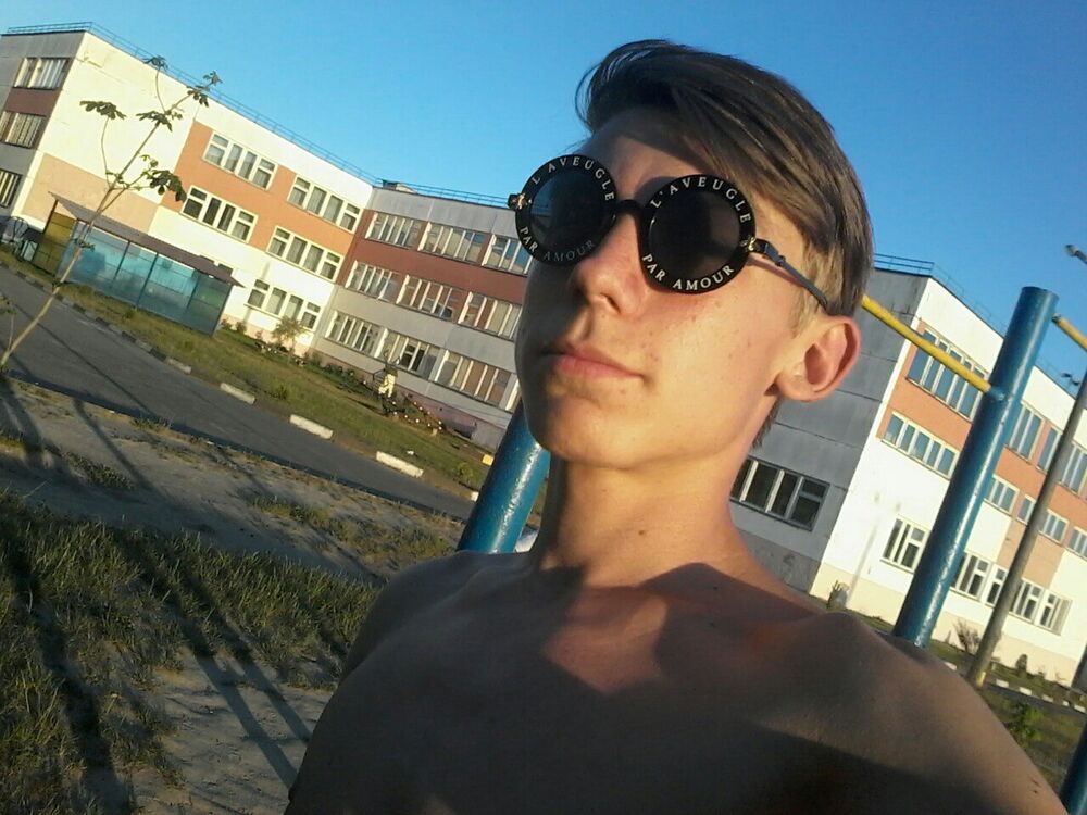  23731287  King, 23 ,    