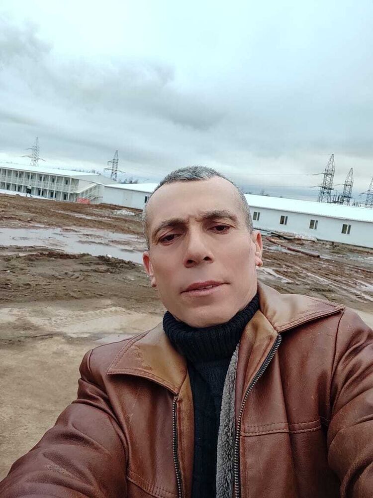  25987957  Ozden, 53 ,    