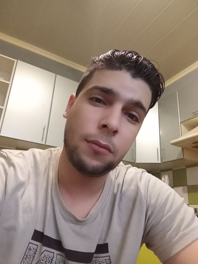  42493327  Amixeo, 29 ,    