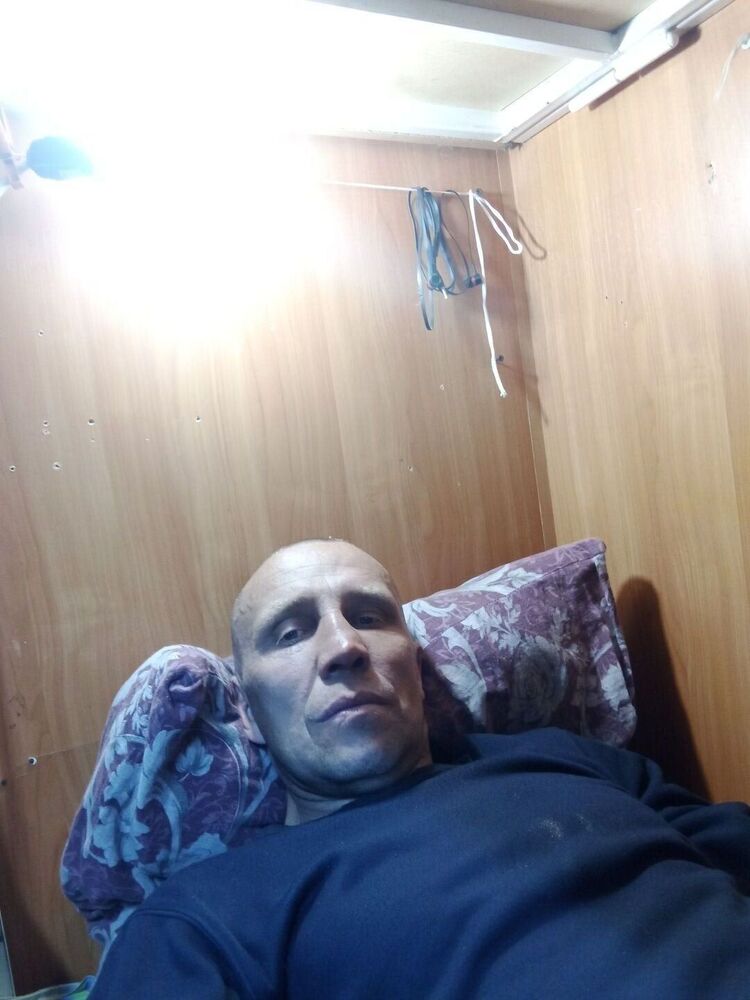 28035707  , 44 ,    
