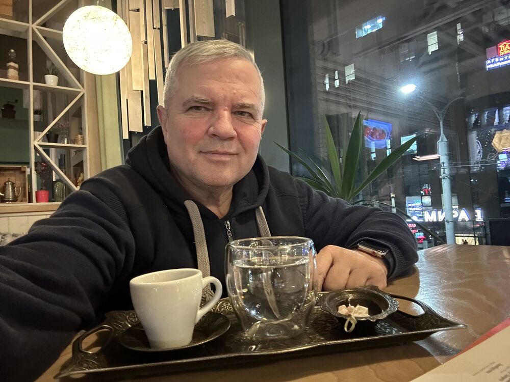 47736677  Igor Fa, 57 ,    