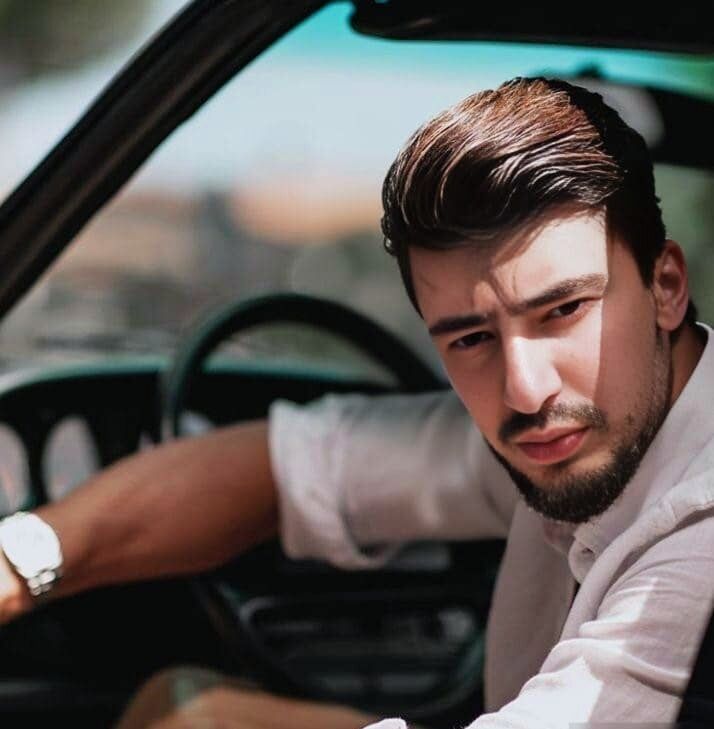  ,   Lion, 31 ,   