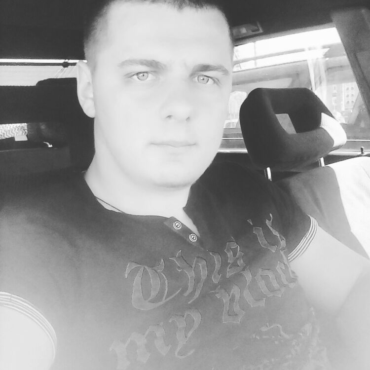  47656537  , 27 ,    