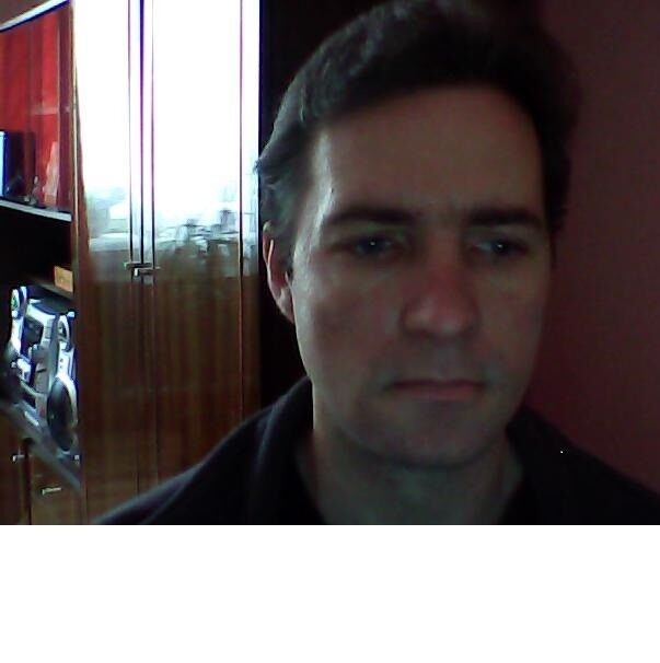  ,   Artur, 46 ,   ,   , c 