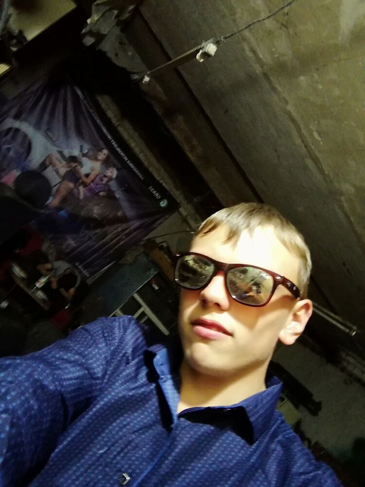  24294877  , 22 ,    