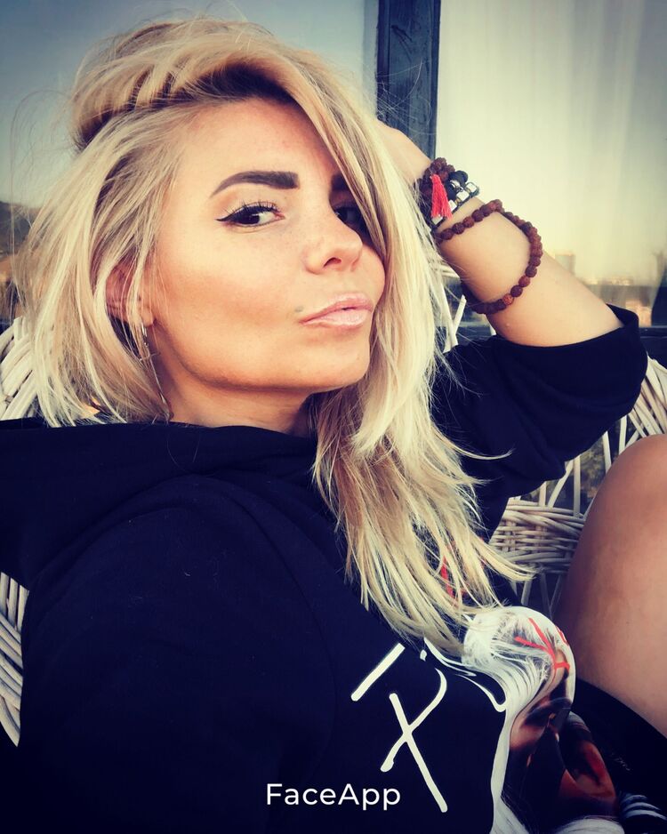  Ara,   Natalie, 36 ,   c 