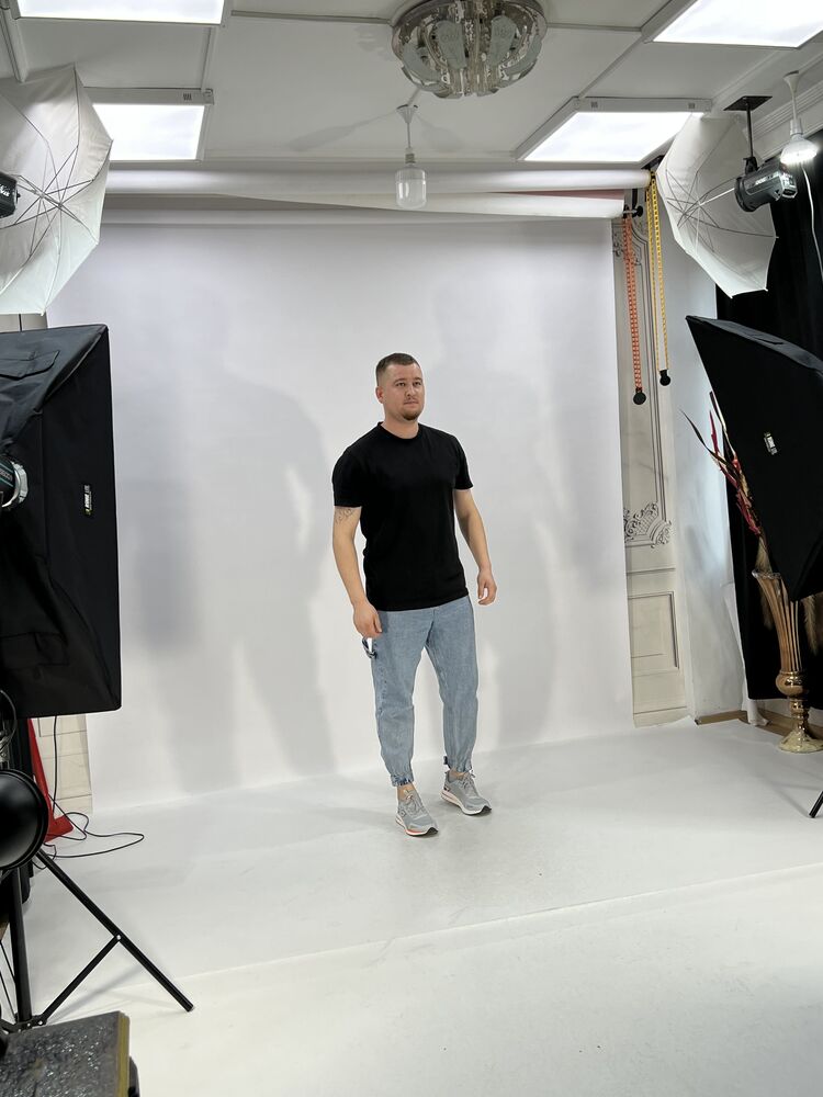  ,   Eldar, 28 ,   ,   