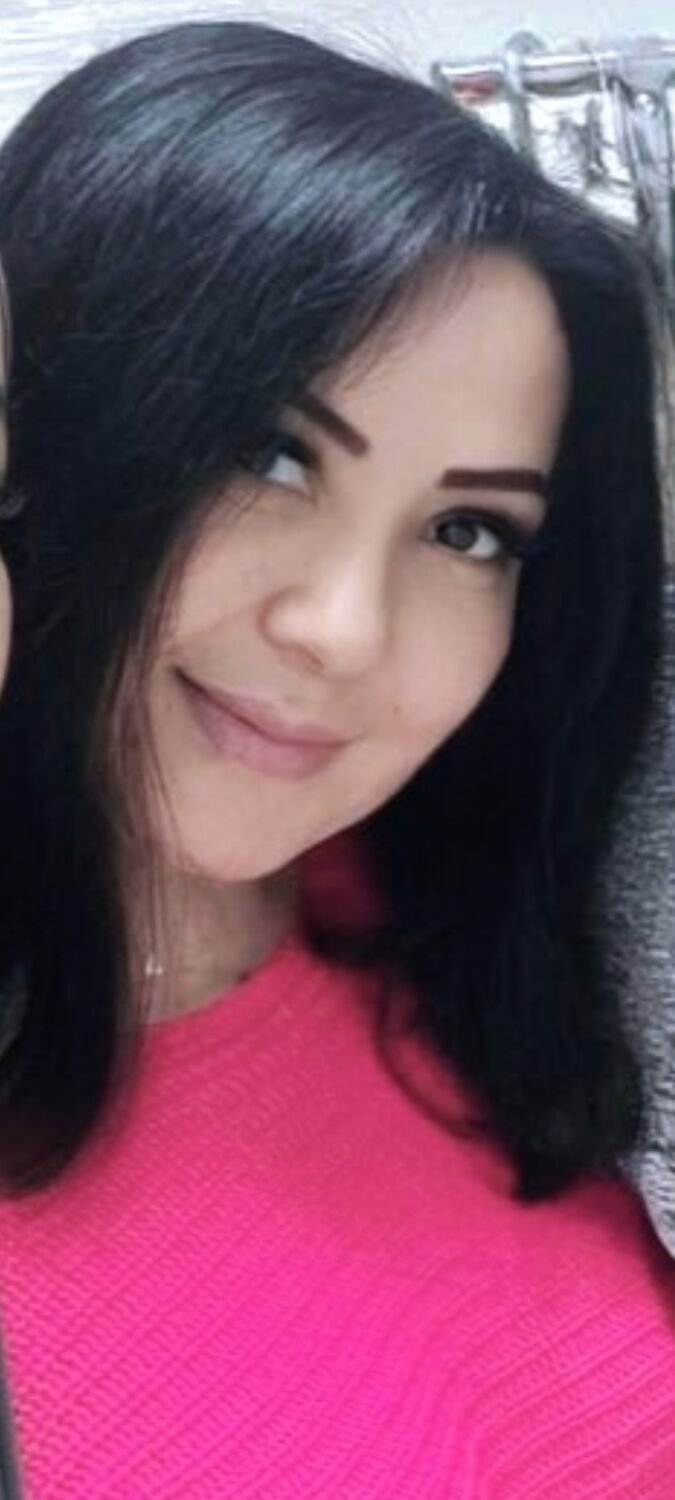  39106007  Jasmin, 44 ,    