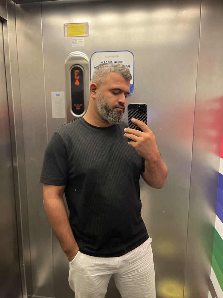  47664227  , 26 ,    