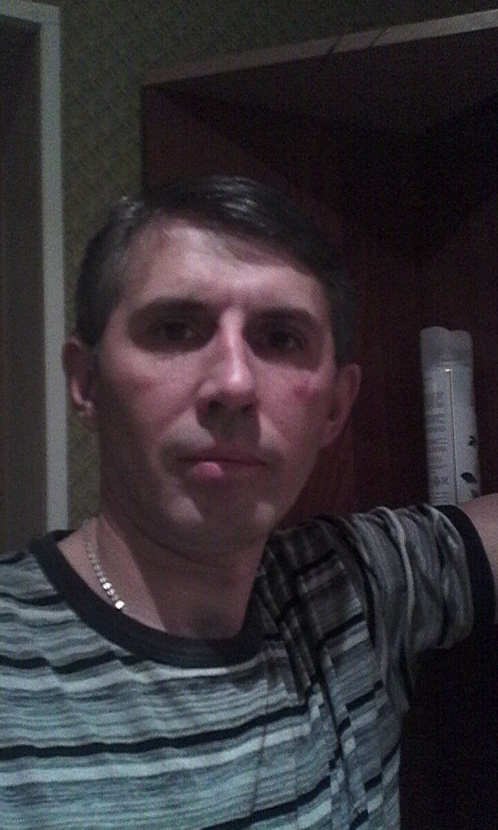  5554487  Sergei, 49 ,    