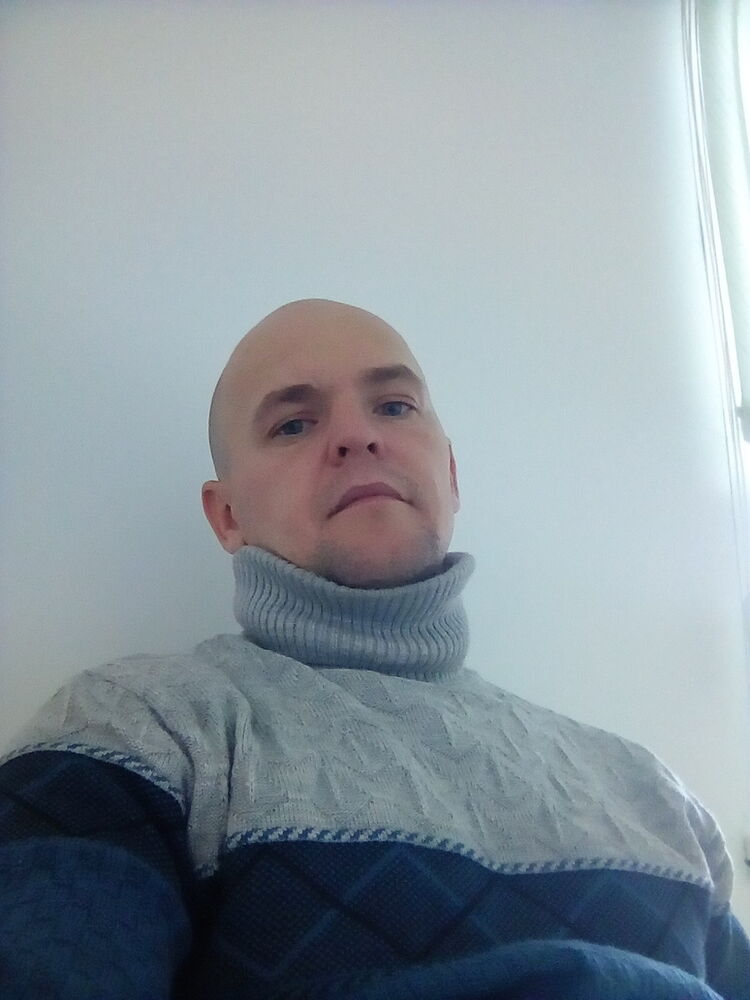  14311207  Maks, 42 ,    