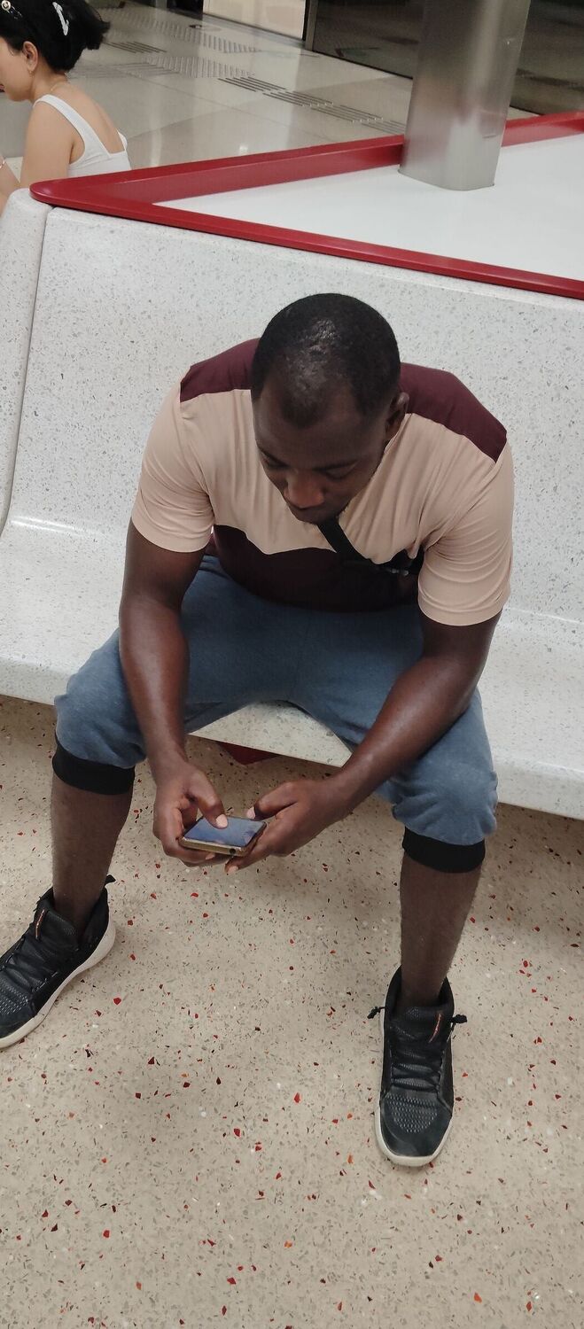  44253597  Musa, 37 ,    