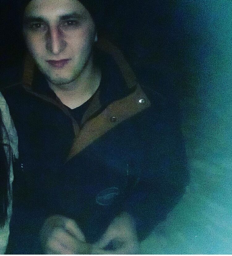 Praha,   Ruslan, 31 ,   ,   , c , 
