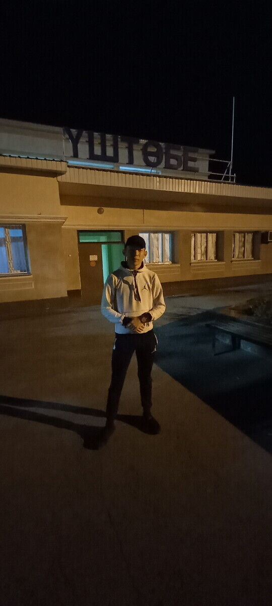  ,   Ruslan, 27 ,   ,   , c 