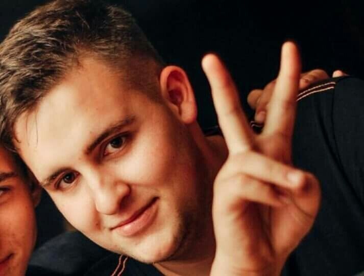  ,   Andrei, 28 ,   ,   