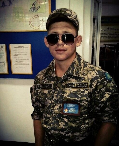  6381687  Alexandr, 32 ,    