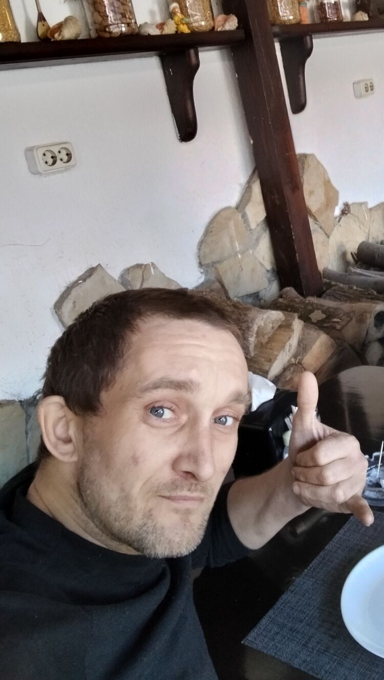  52498767  , 39 ,    