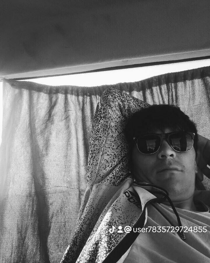  ,   Izzatbek, 27 ,   ,   