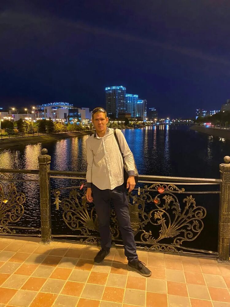  28221177  Andrey, 35 ,    
