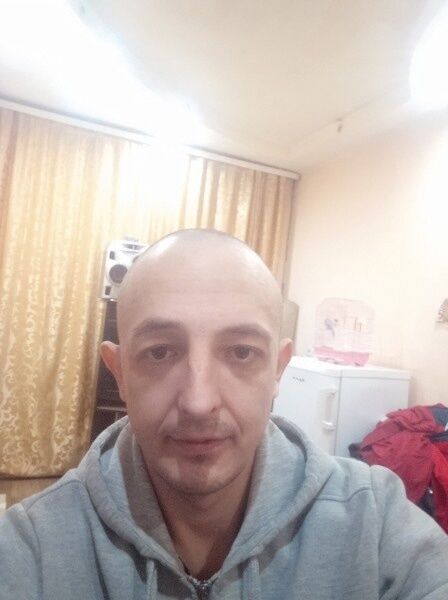  49760907  , 35 ,    