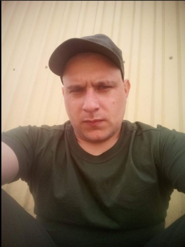  46459327  , 40 ,    