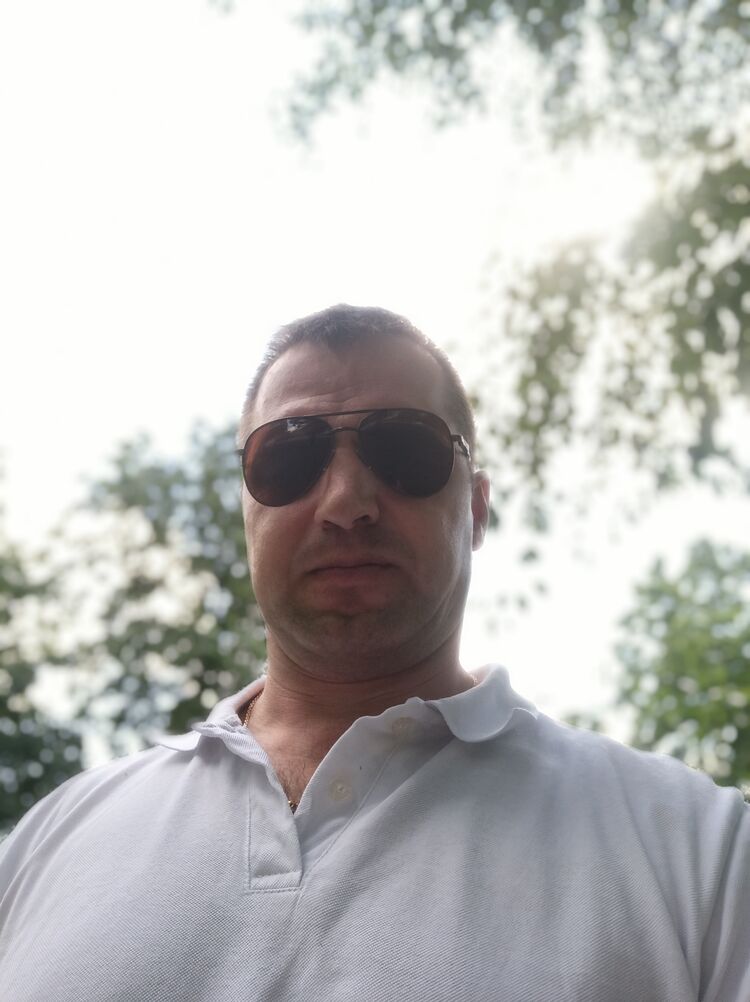  ,   Dima, 44 ,   ,   , c , 
