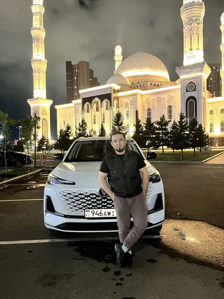  54118497  Dimash, 29 ,    