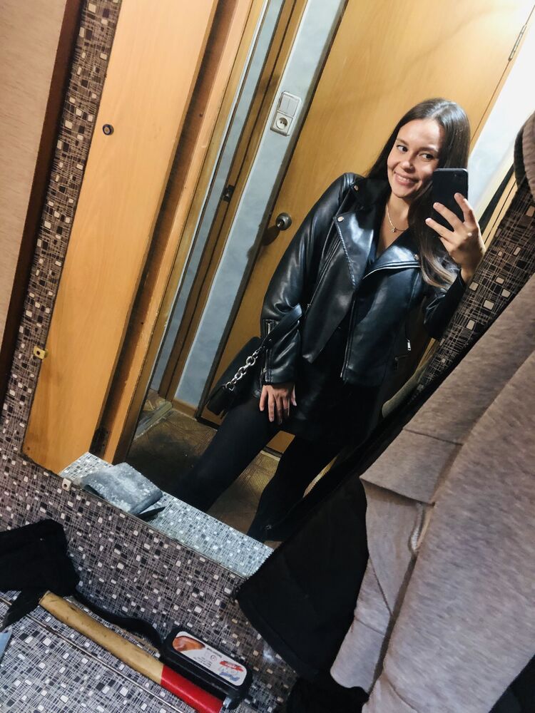  50512717  Regina, 30 ,    