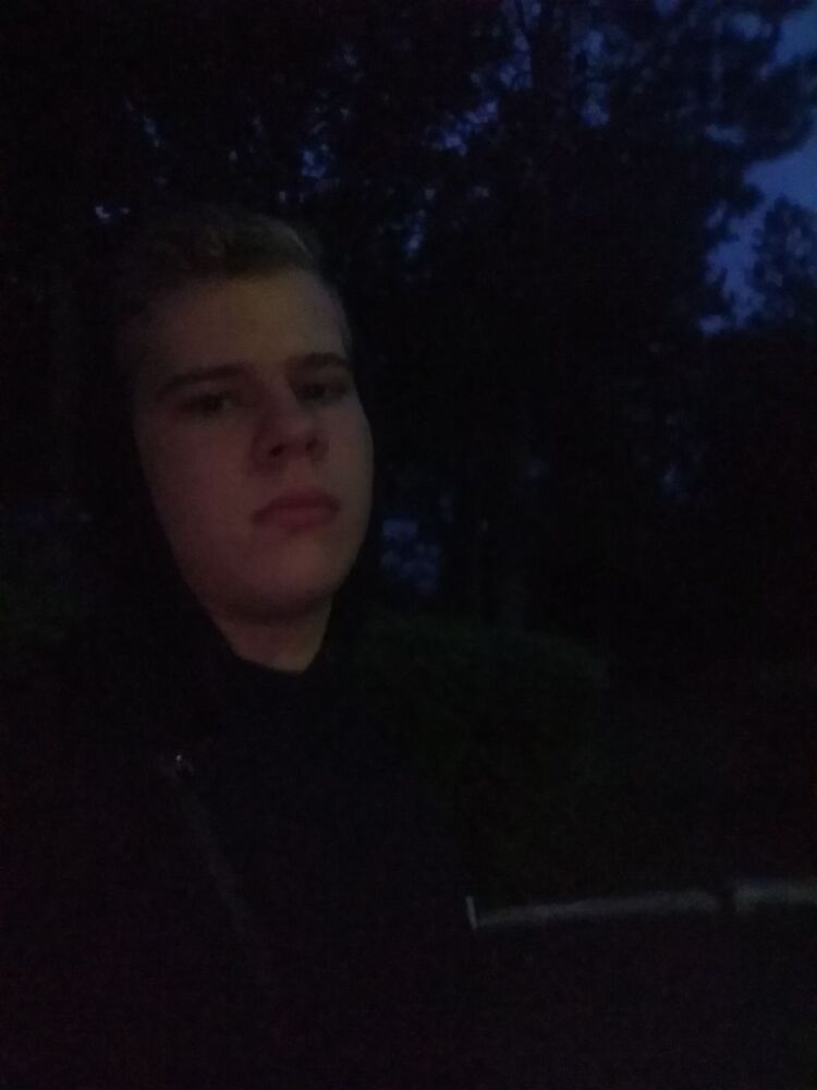  24015227  , 22 ,     
