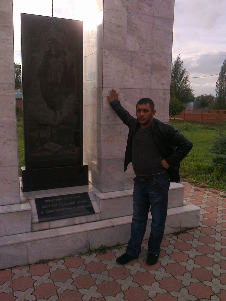  ,   Rustam, 44 ,  