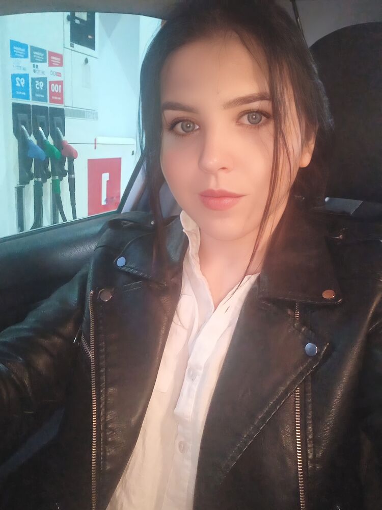  ,   Alenka, 22 ,   ,   