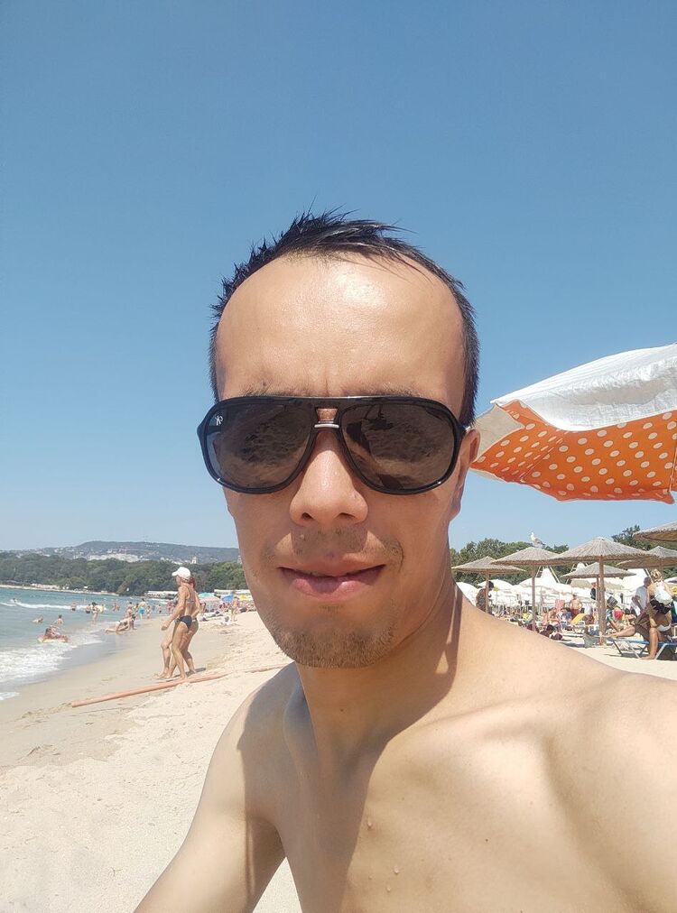  37520867  OBLOBERDI, 31 ,    