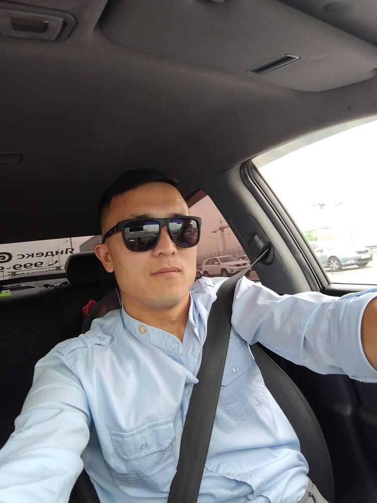 42348157  Ali, 30 ,    
