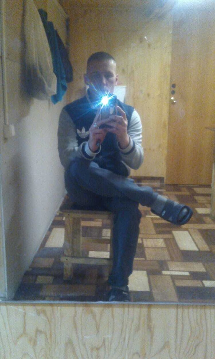 ���� 23077847 ������� ��������, 44 ����, ���� ���������� � �������������