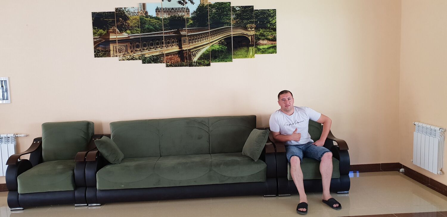  ,   Vaxobsamiyev, 35 ,   ,   