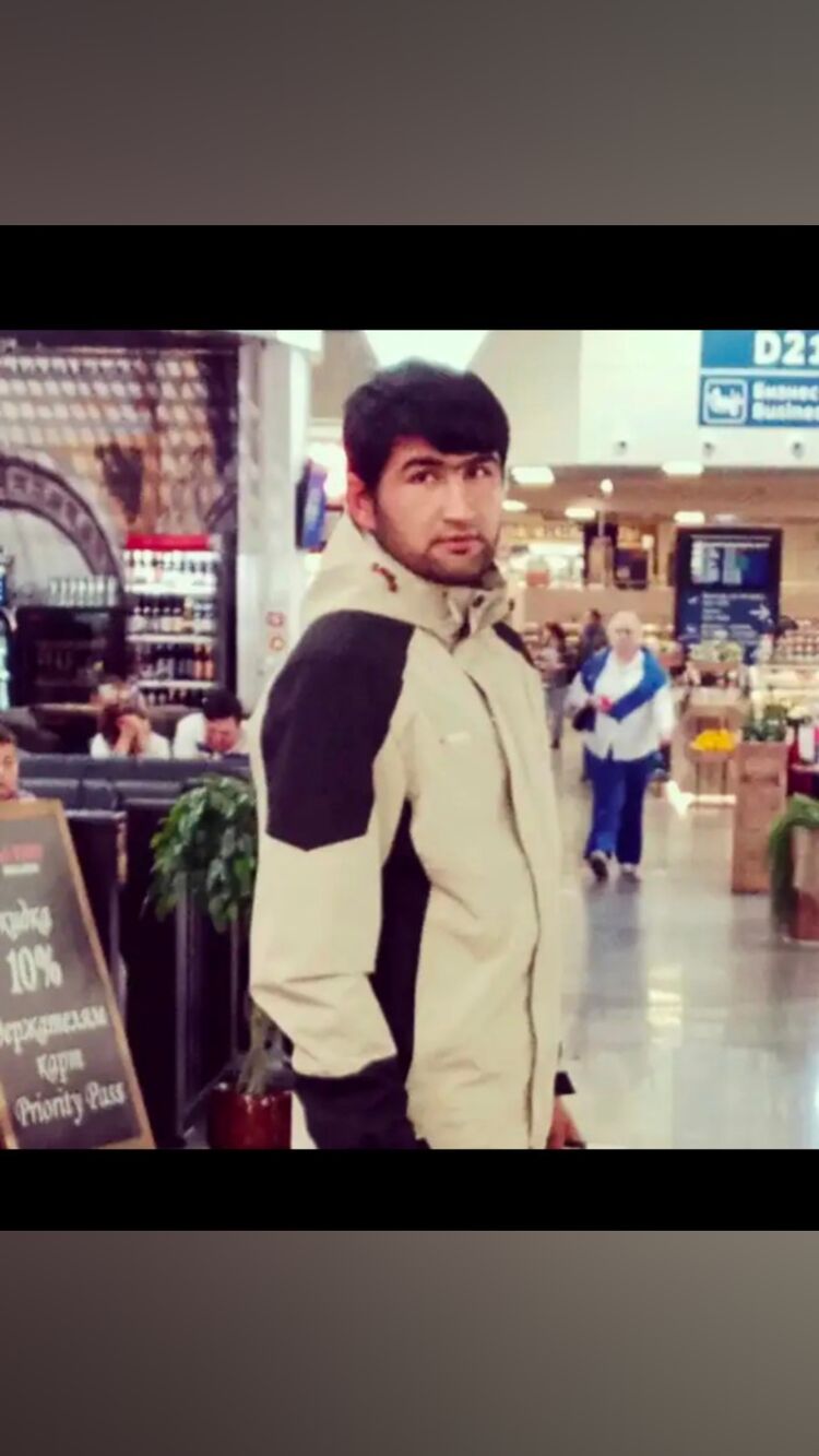  34249327  Muhammad, 28 ,     