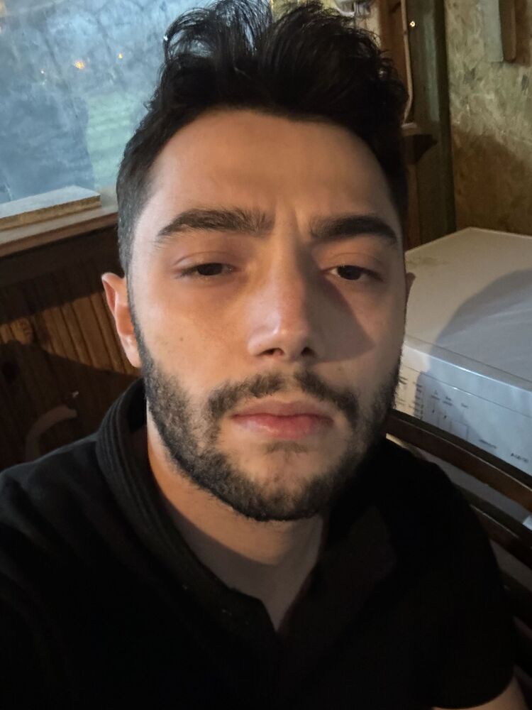  Kavaklidere,   Faruk, 25 ,   ,   