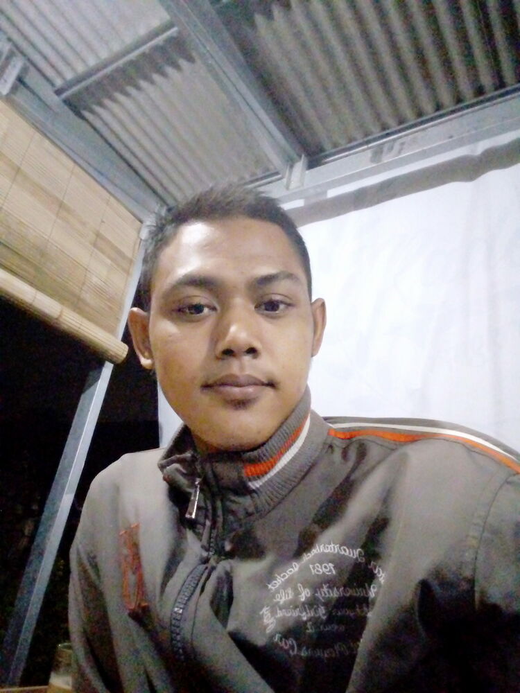  Surakarta,   Koirul, 43 ,   ,   , c 