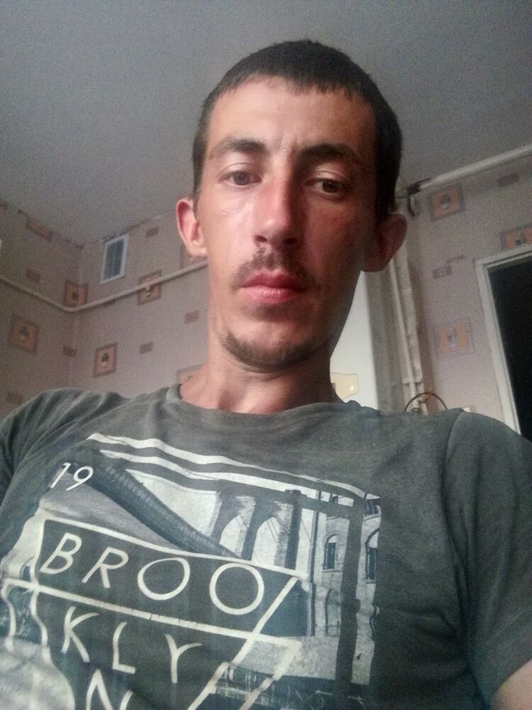  44618237  , 31 ,    