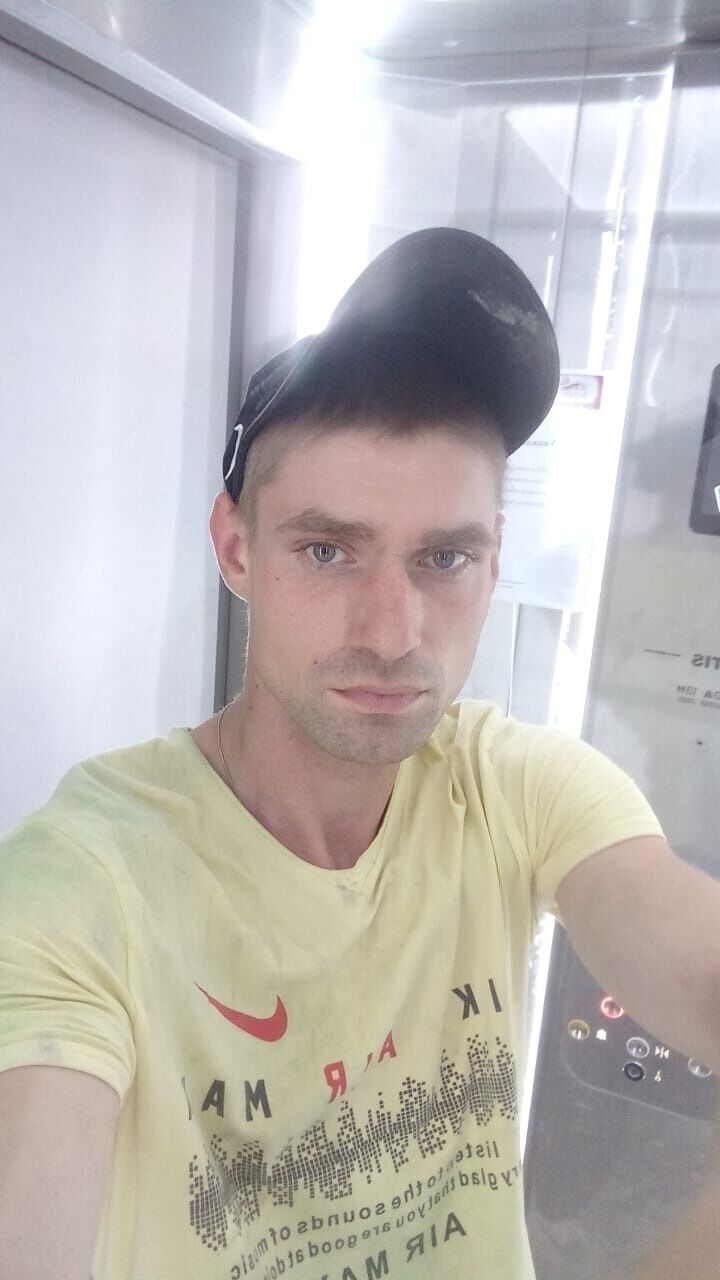  49365217  , 31 ,    -