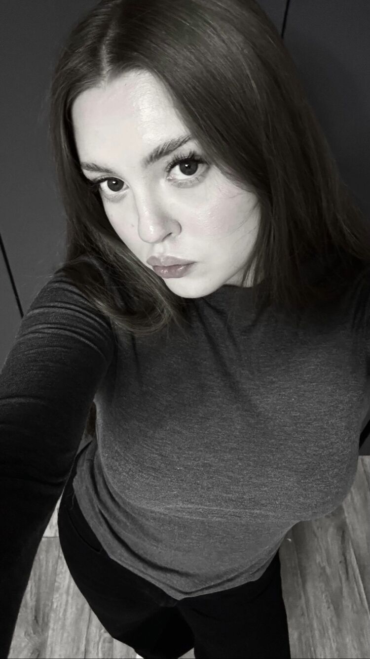  54382697  , 22 ,    -